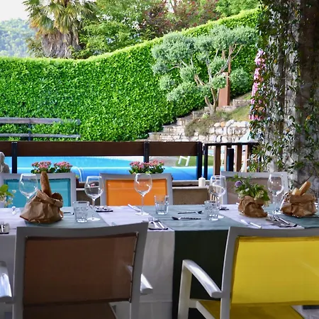 With A View And Pool Villa Longone al Segrino